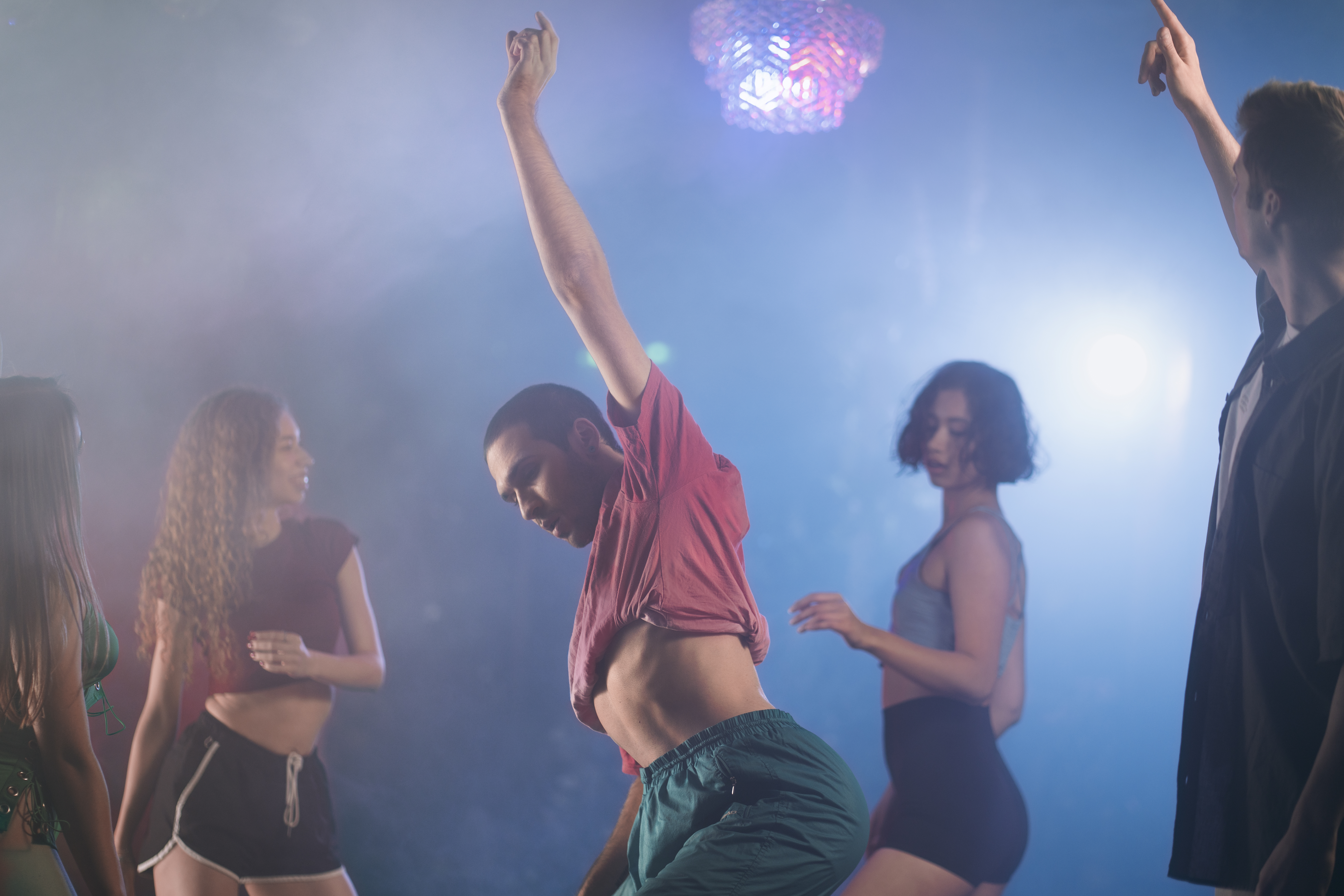 people-dancing-twerking-indoor-party